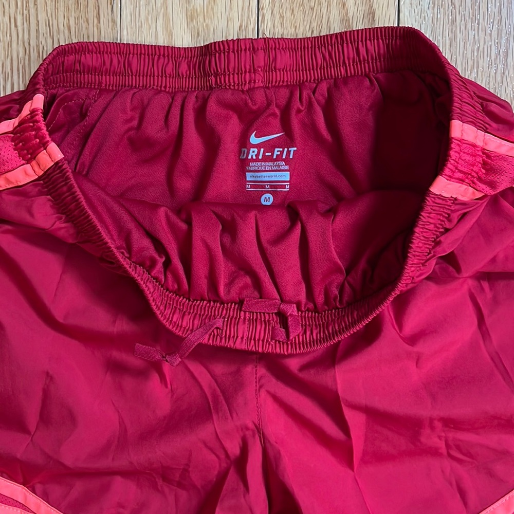 Women’s Nike Dri-fit running shorts - Picture 2 of 5